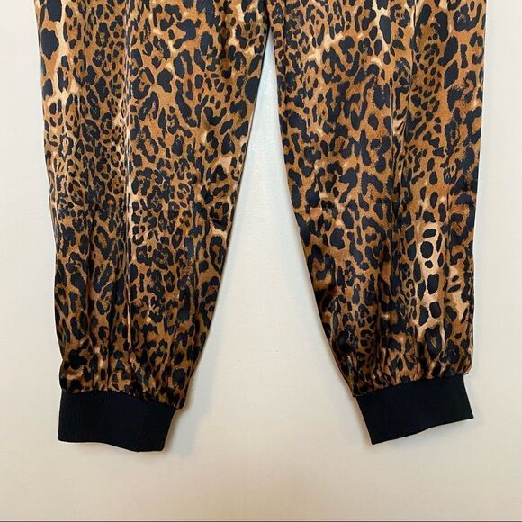 Cami NYC-“ZOE” Animal Silk High Rise Printed Joggers (Small) - Picture 11 of 13